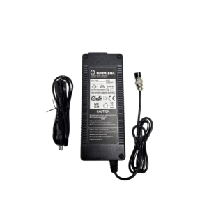 Cargador 60V (Salida 67,2V)2A conector GX16 [Tai-Zo]